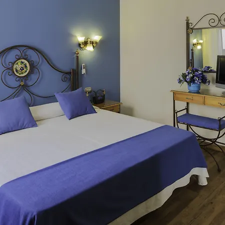 Апарт-отель Regency Torviscas And 3*