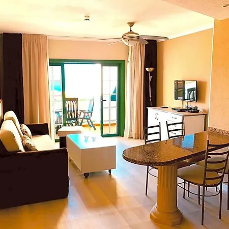 Apart Otel Regency Torviscas And 3*