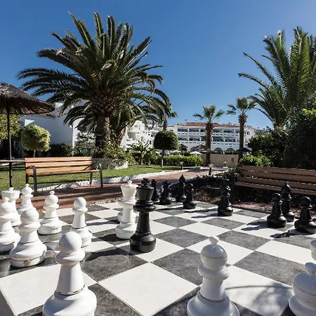 Regency Torviscas And Lejlighedshotel